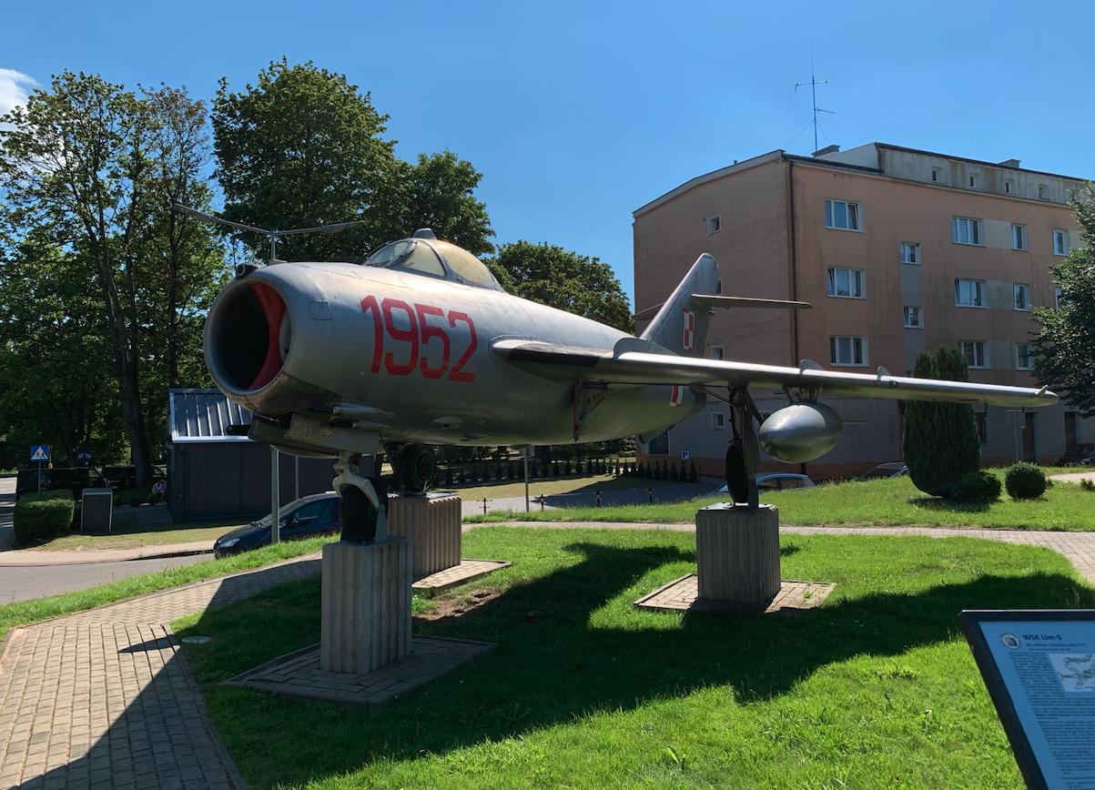 28th Fighter Aviation Regiment in Słupsk. Redzikowo housing estate and aircraft. 2024