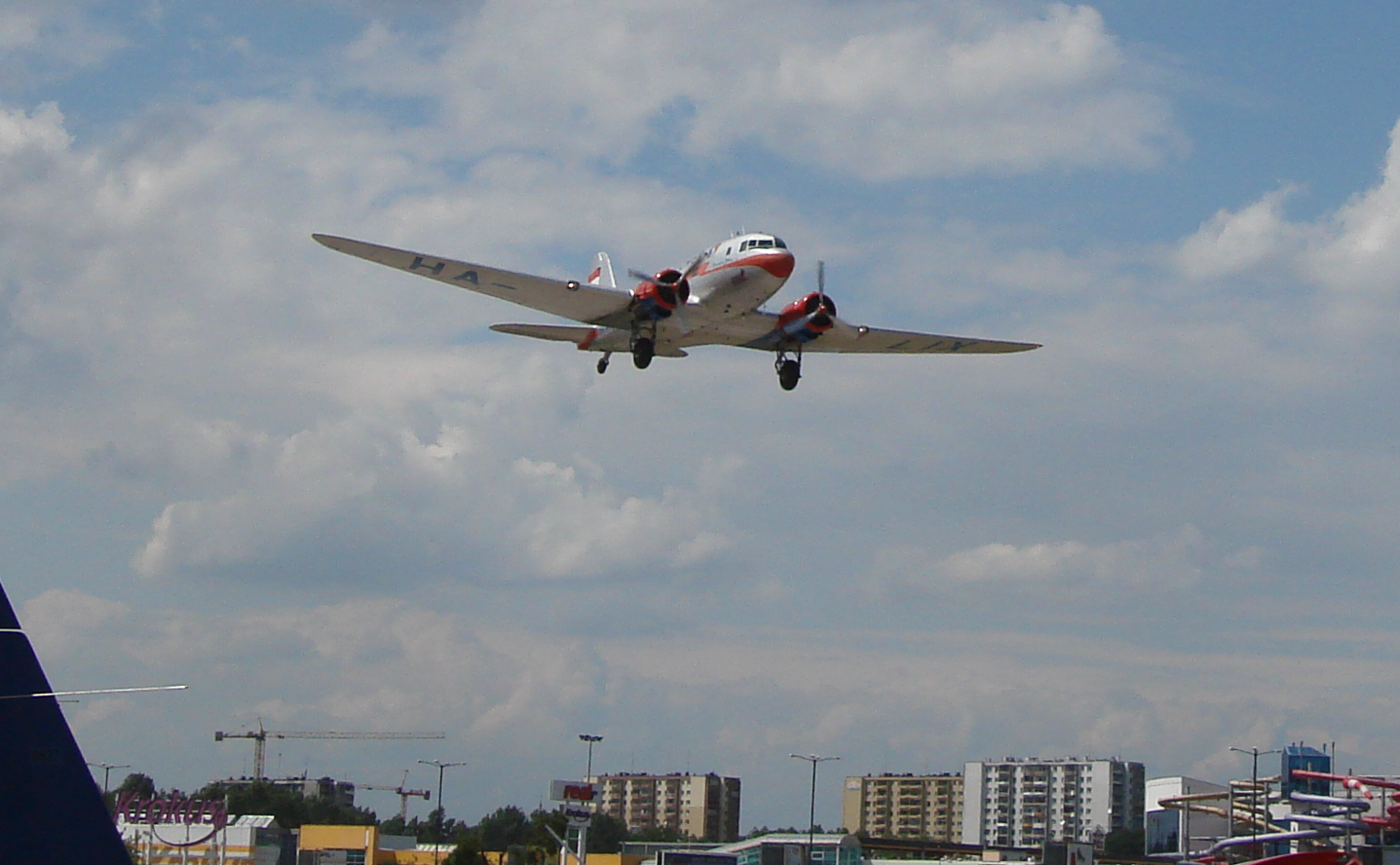 Lisunow Li-2. History. 1945