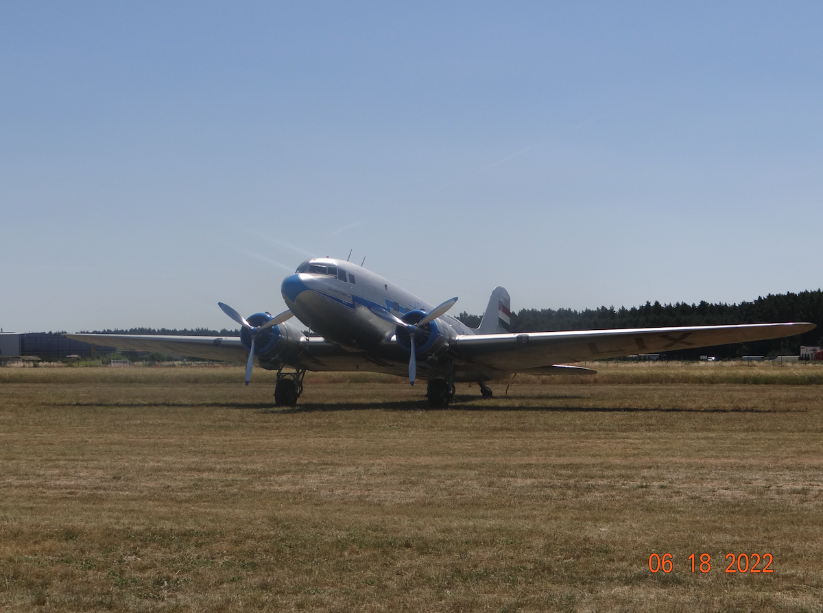 Lisunow Li-2. Tally. 1945